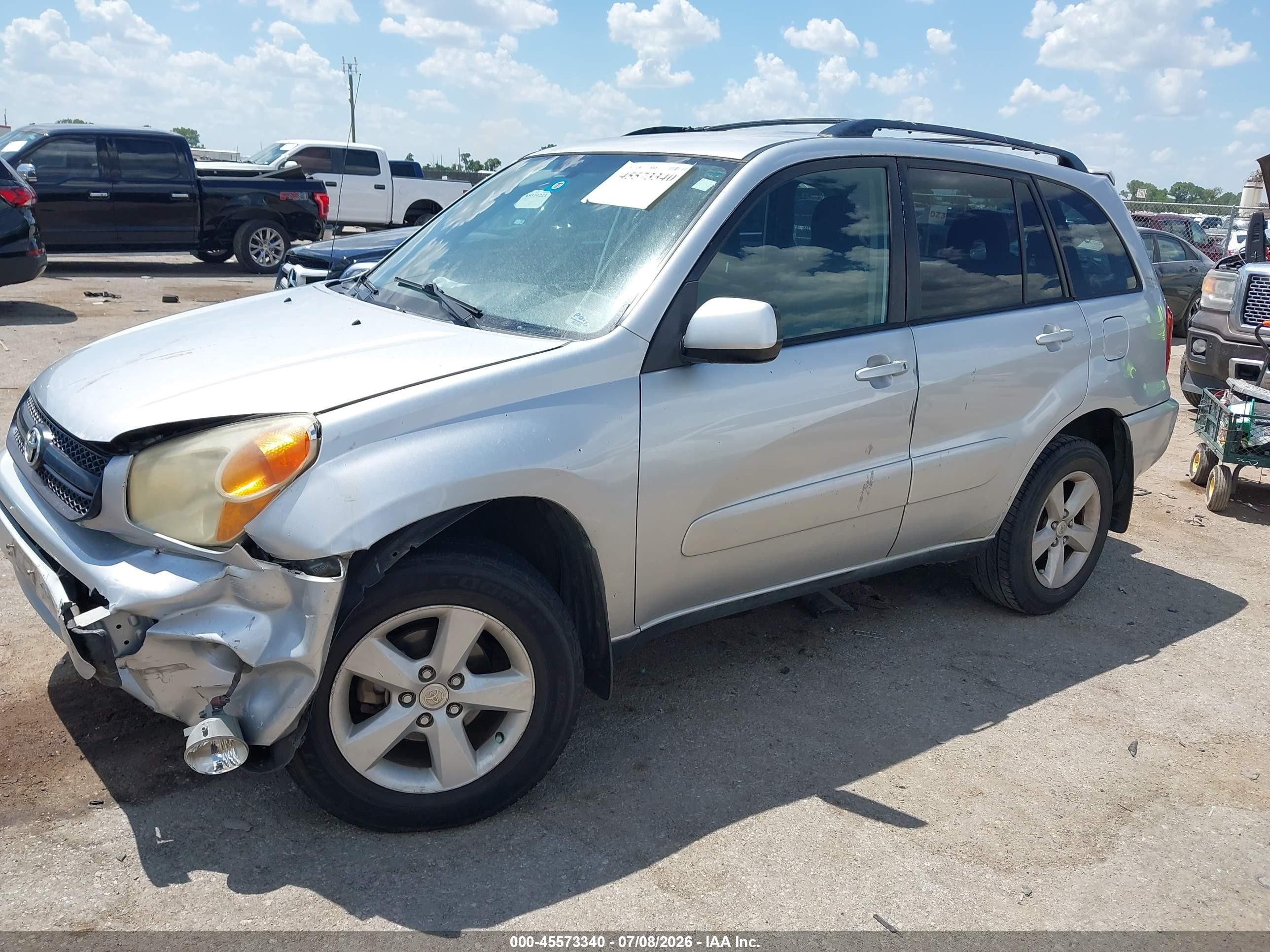 2005 Toyota Rav4 Silver vin: JTEGD20V050055223