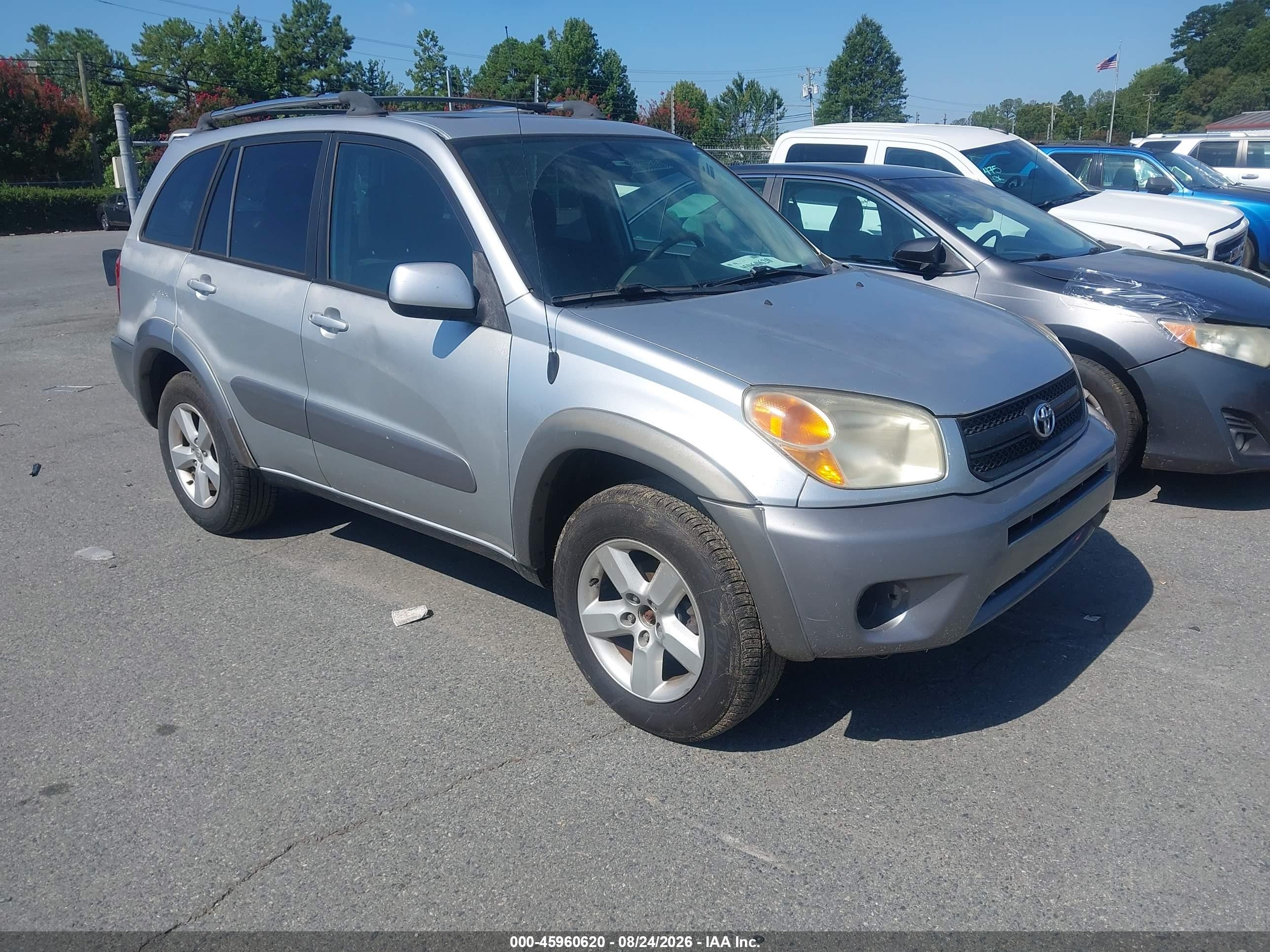2005 Toyota Rav4   Silver vin: JTEGD20V050055237