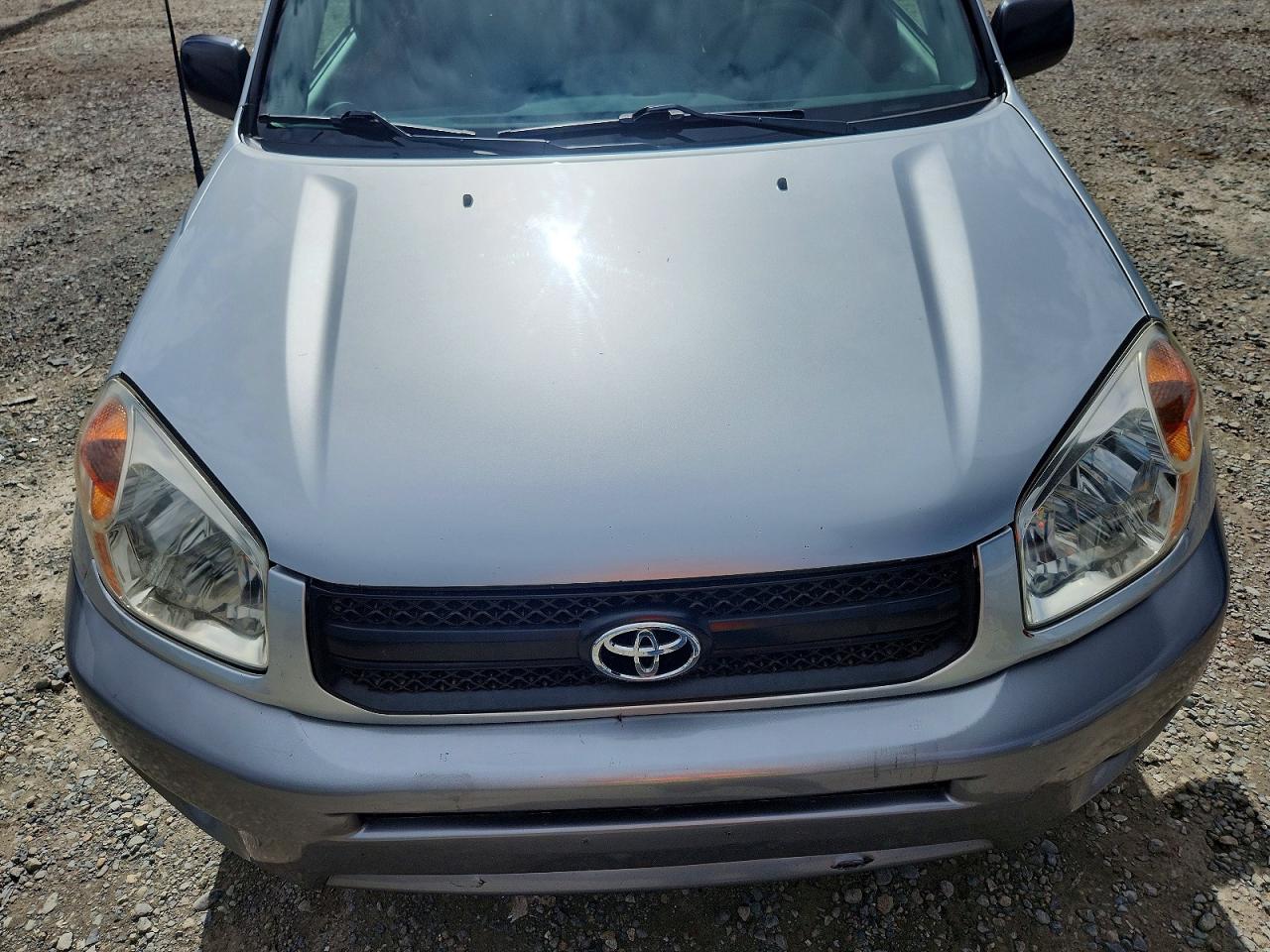 2005 Toyota Rav4 Base Silver vin: JTEGD20V050064374