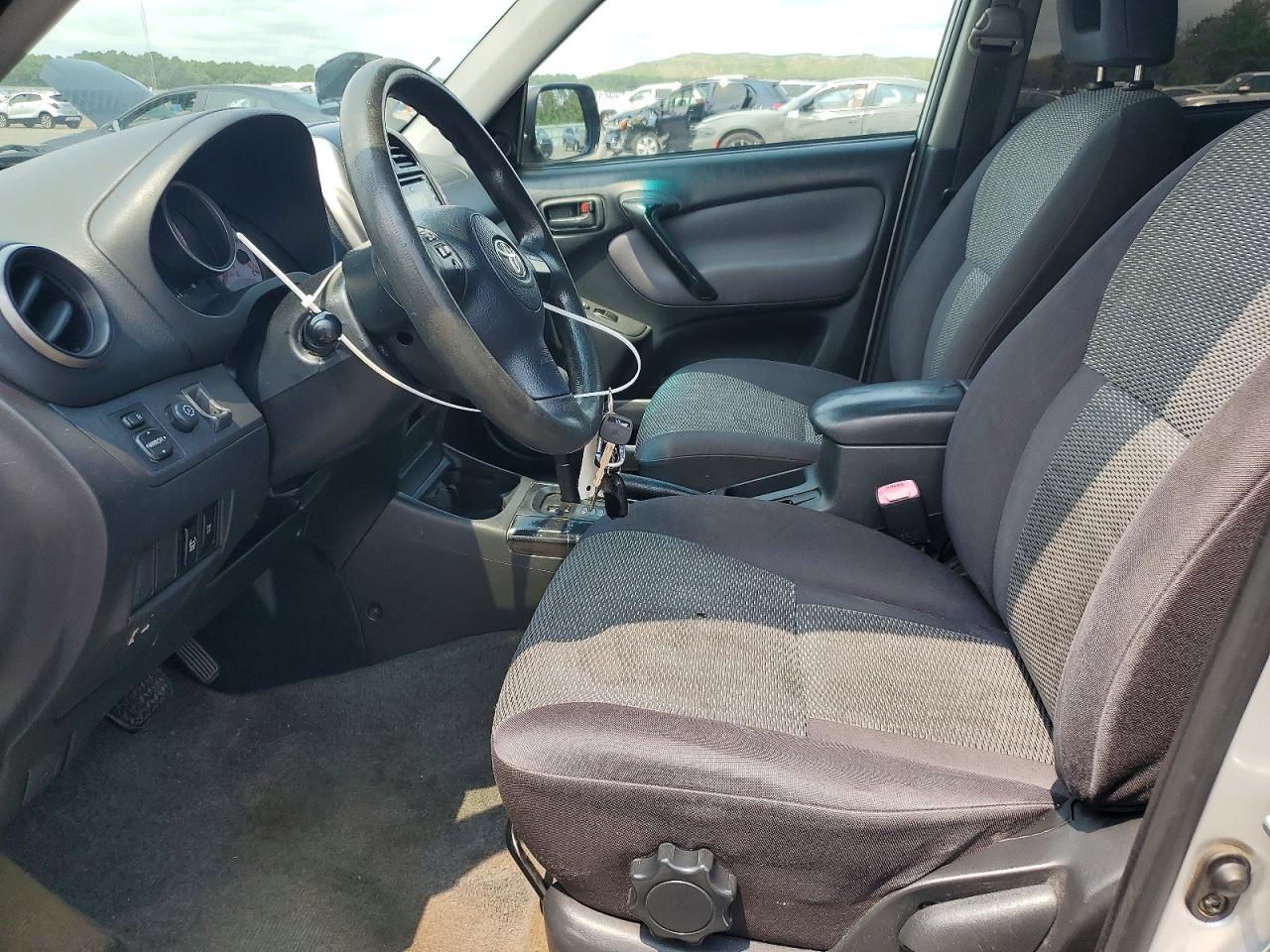 2005 Toyota Rav4 Base Silver vin: JTEGD20V050077805