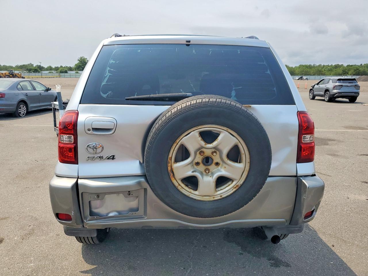 2005 Toyota Rav4 Base Silver vin: JTEGD20V050077805