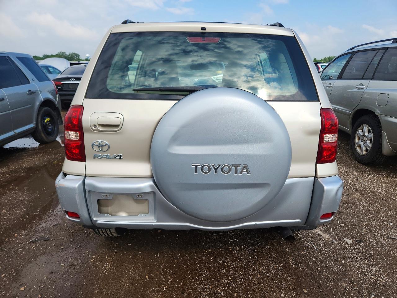 2005 Toyota Rav4 Base Beige vin: JTEGD20V050080588