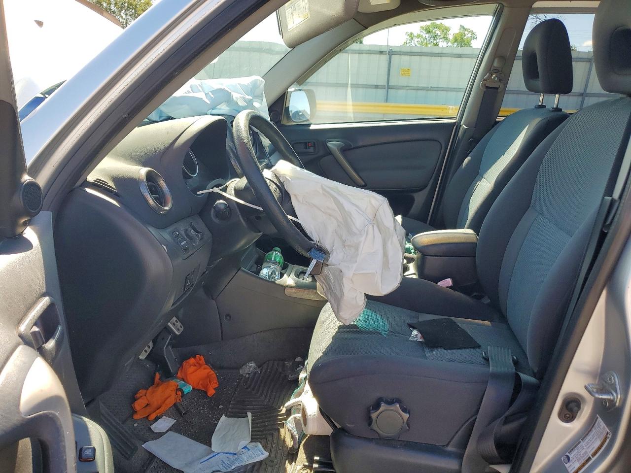 2004 Toyota Rav4 Base Silver vin: JTEGD20V140017434