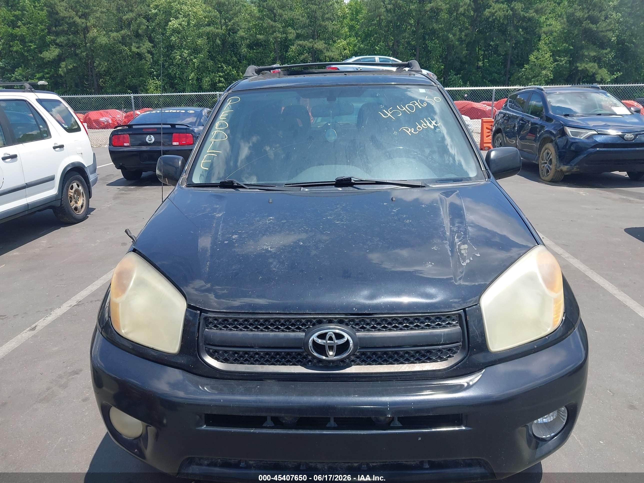2004 Toyota Rav4   Black vin: JTEGD20V140024660