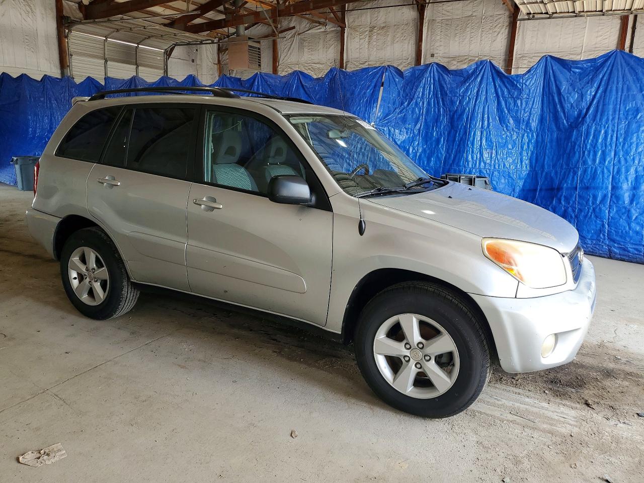 2004 Toyota Rav4 Base Silver vin: JTEGD20V240005566