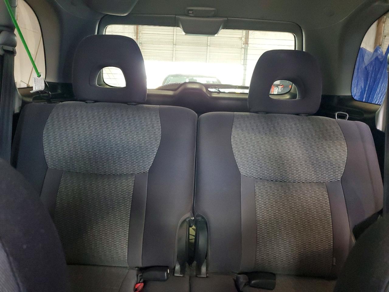 2004 Toyota Rav4 Base Silver vin: JTEGD20V240005566