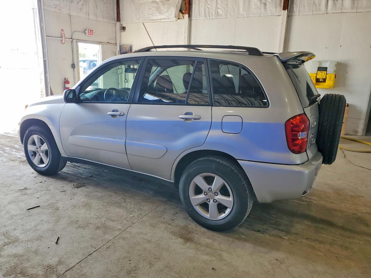 2004 Toyota Rav4 Base Silver vin: JTEGD20V240005566