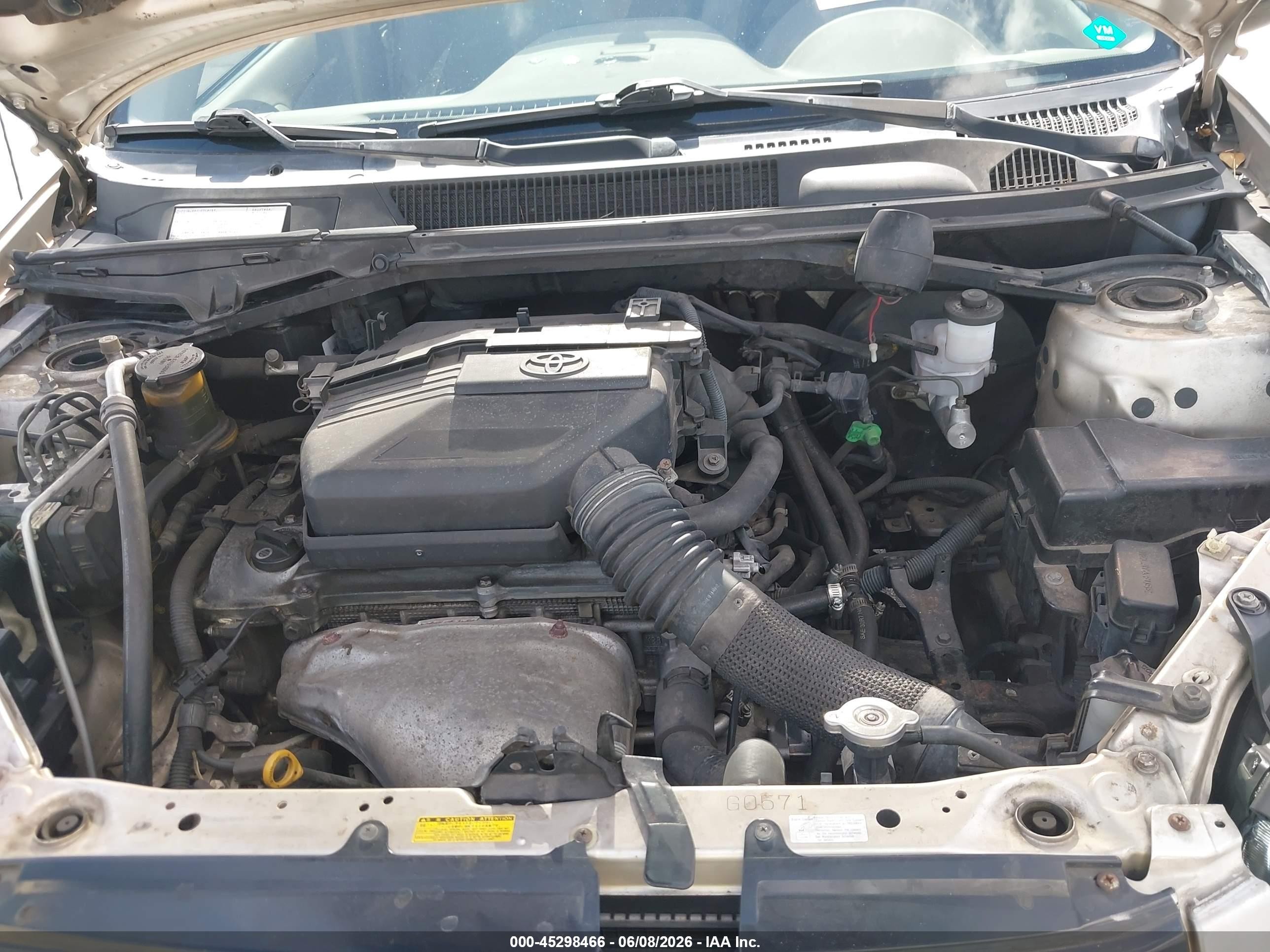 2004 Toyota Rav4   Gold vin: JTEGD20V240023713