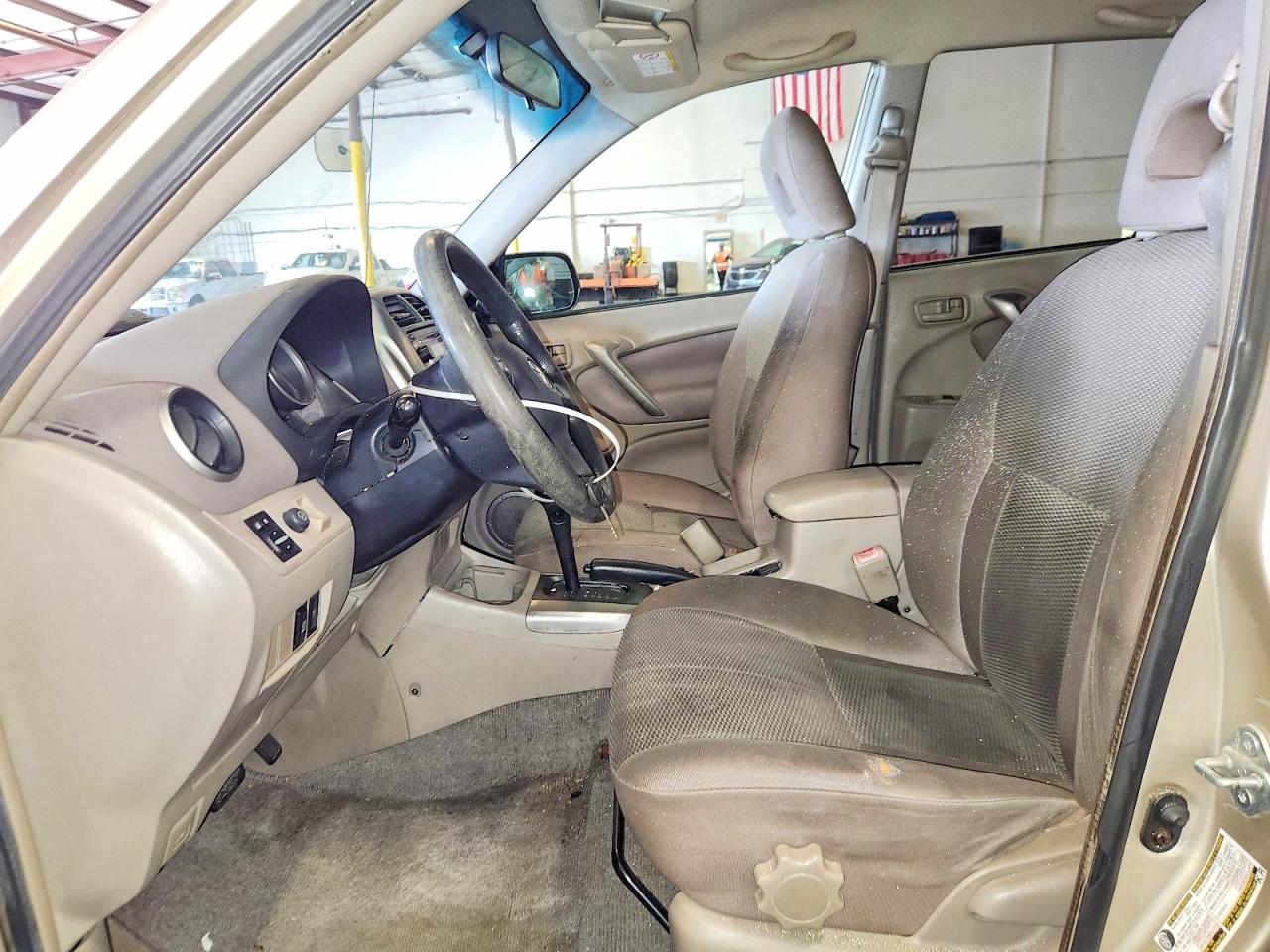 2004 Toyota Rav4 Base Gold vin: JTEGD20V240024523