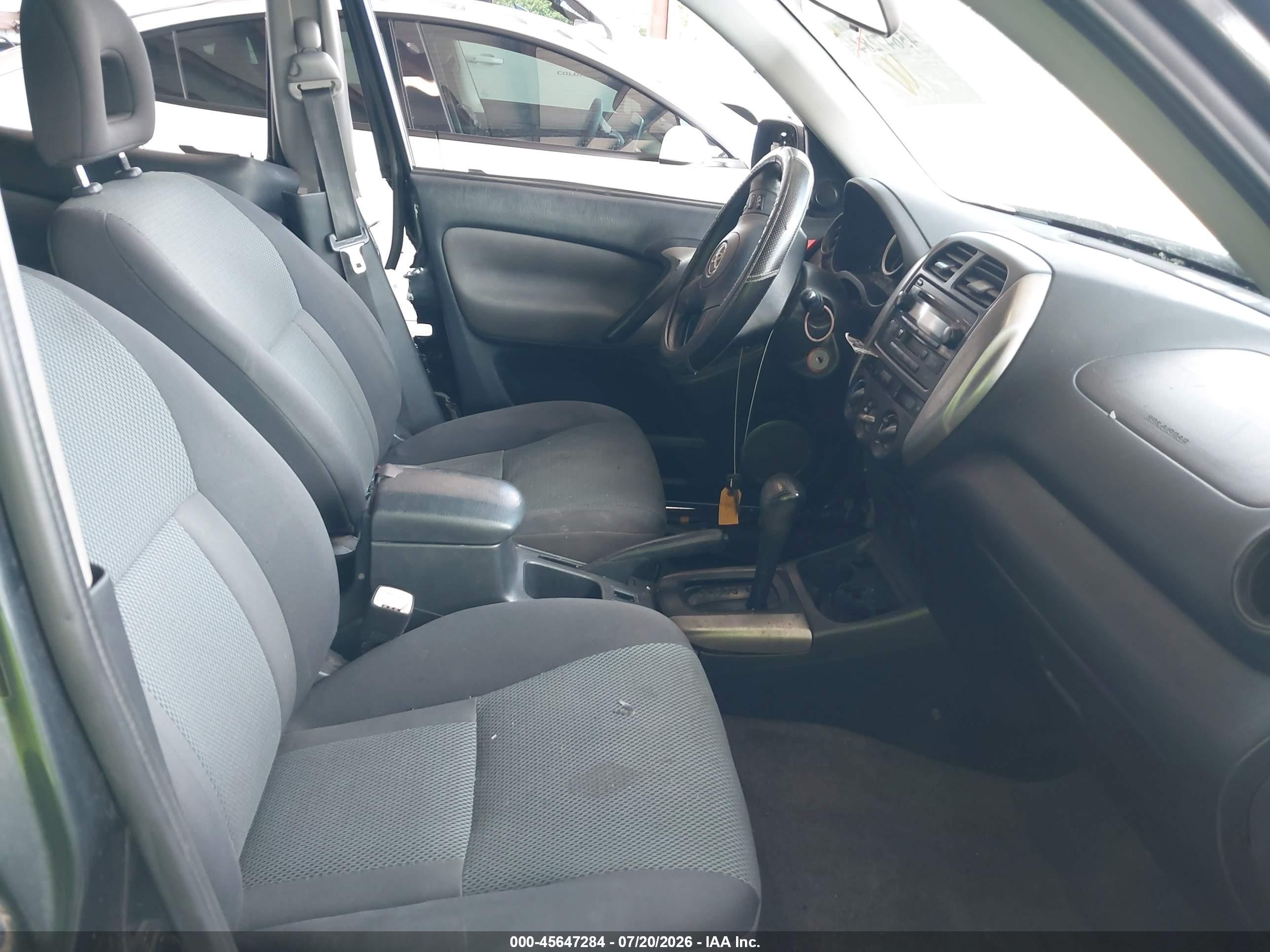 2004 Toyota Rav4   Gray vin: JTEGD20V240043444