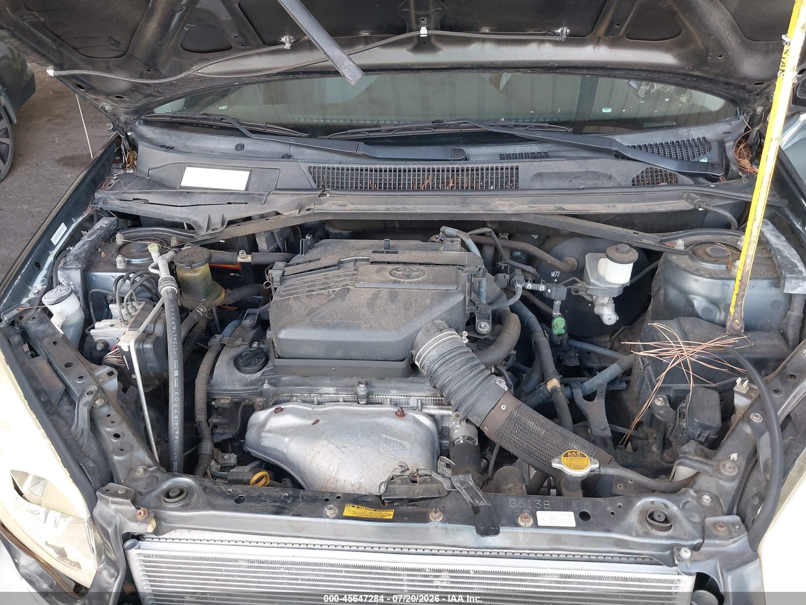 2004 Toyota Rav4   Gray vin: JTEGD20V240043444
