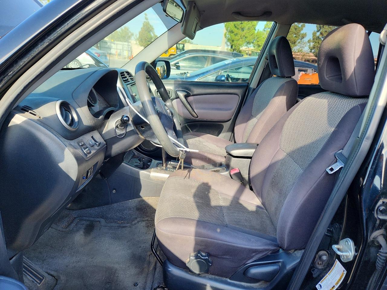 2004 Toyota Rav4 Base Black vin: JTEGD20V240046084