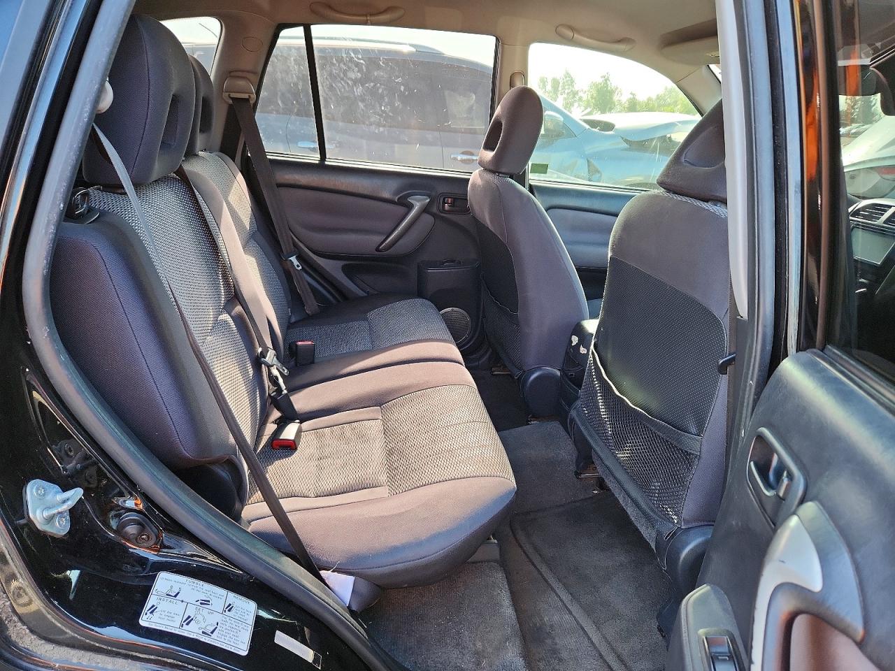 2004 Toyota Rav4 Base Black vin: JTEGD20V240046084