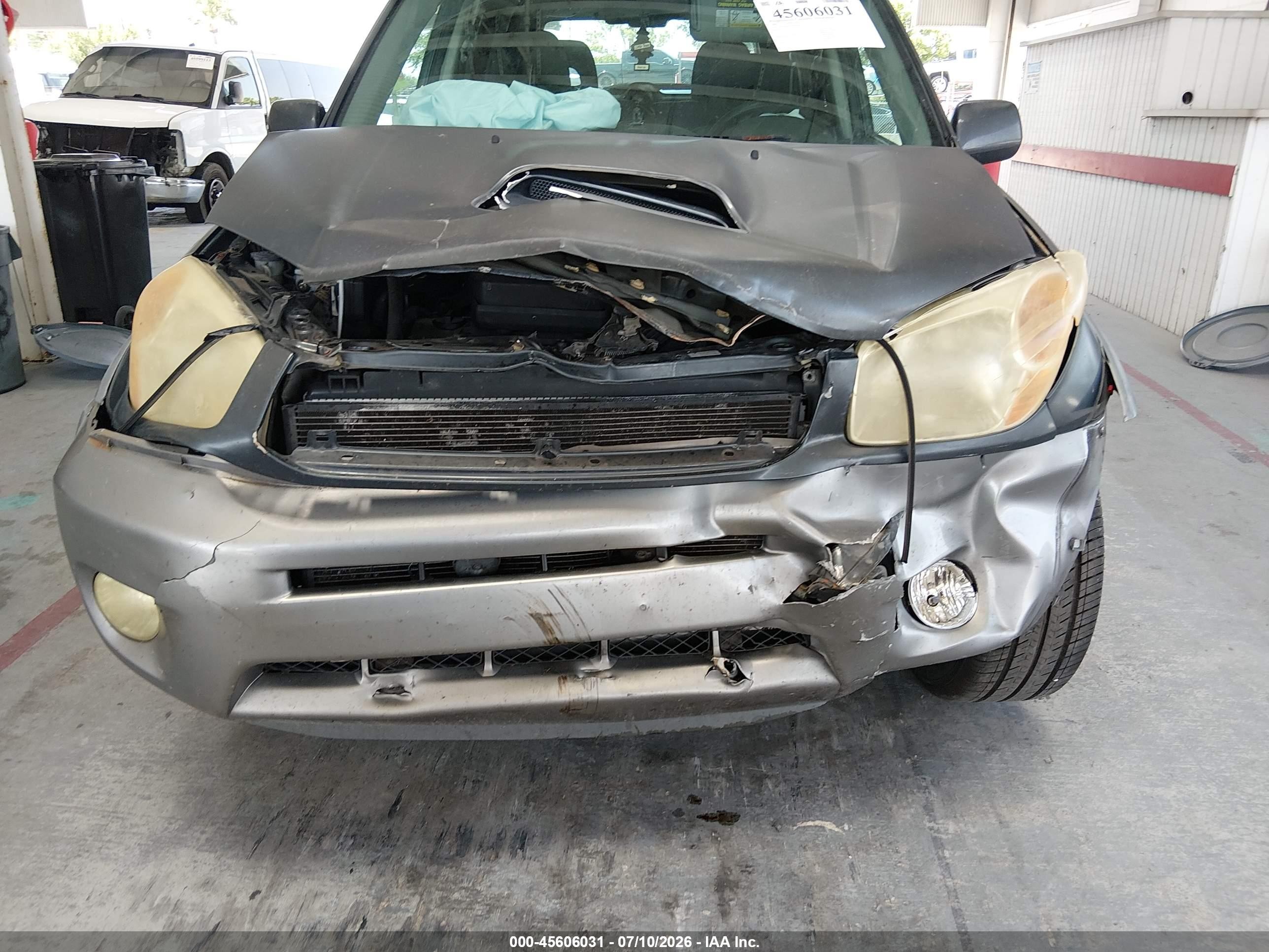 2005 Toyota Rav4   Green vin: JTEGD20V250047284