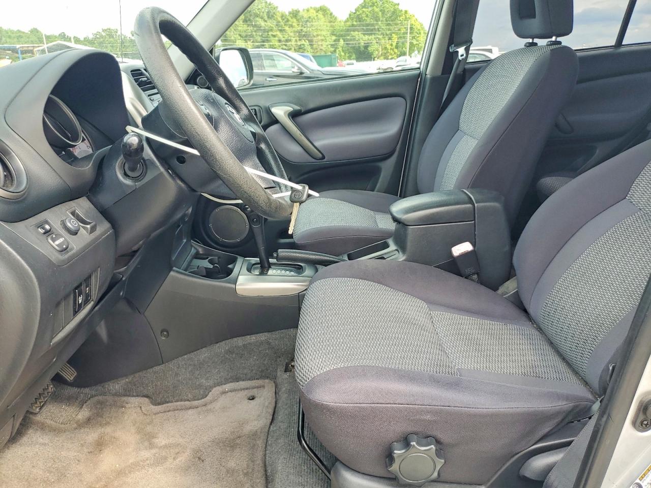 2005 Toyota Rav4 Base Silver vin: JTEGD20V250056910
