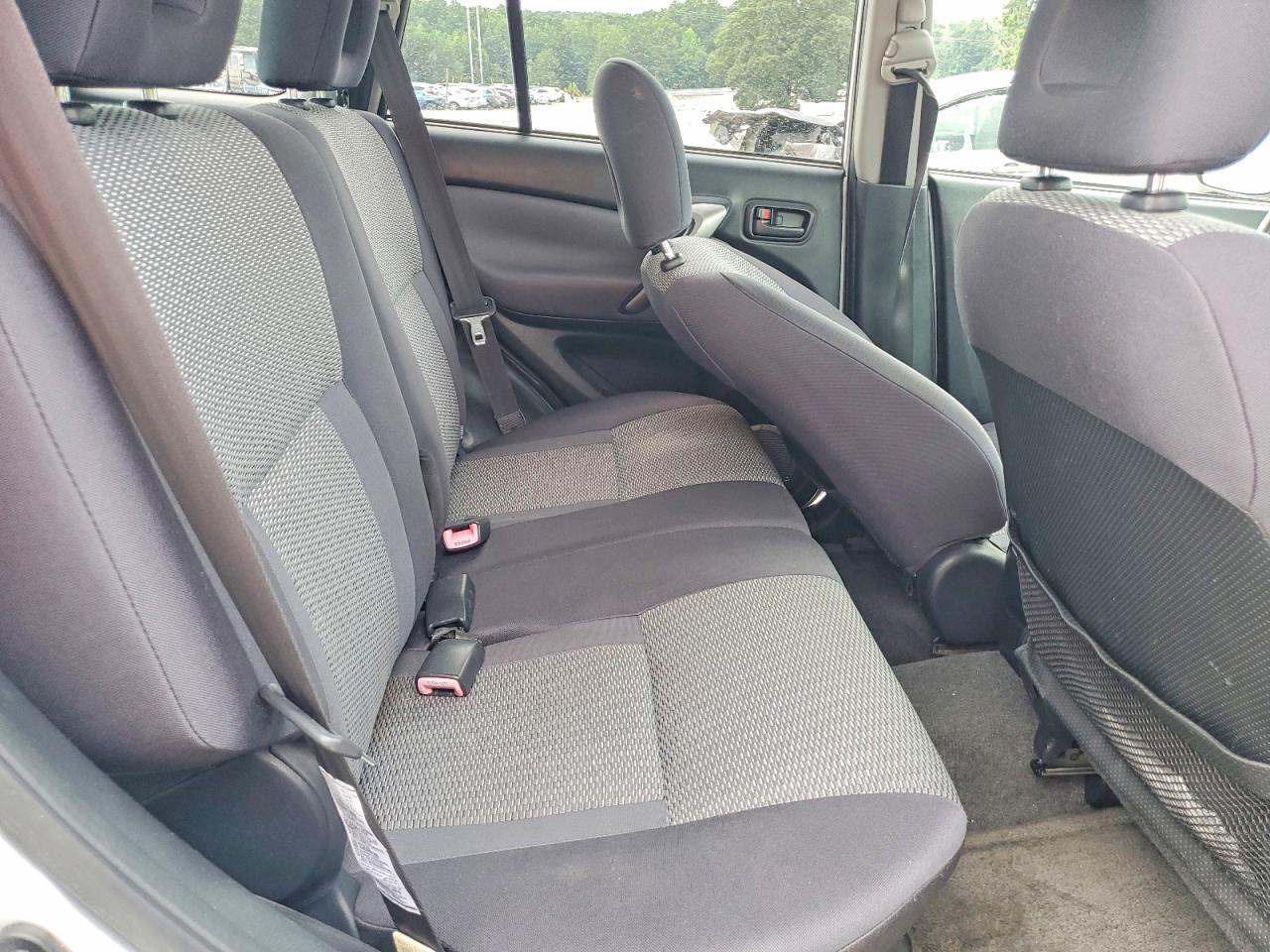 2005 Toyota Rav4 Base Silver vin: JTEGD20V250056910