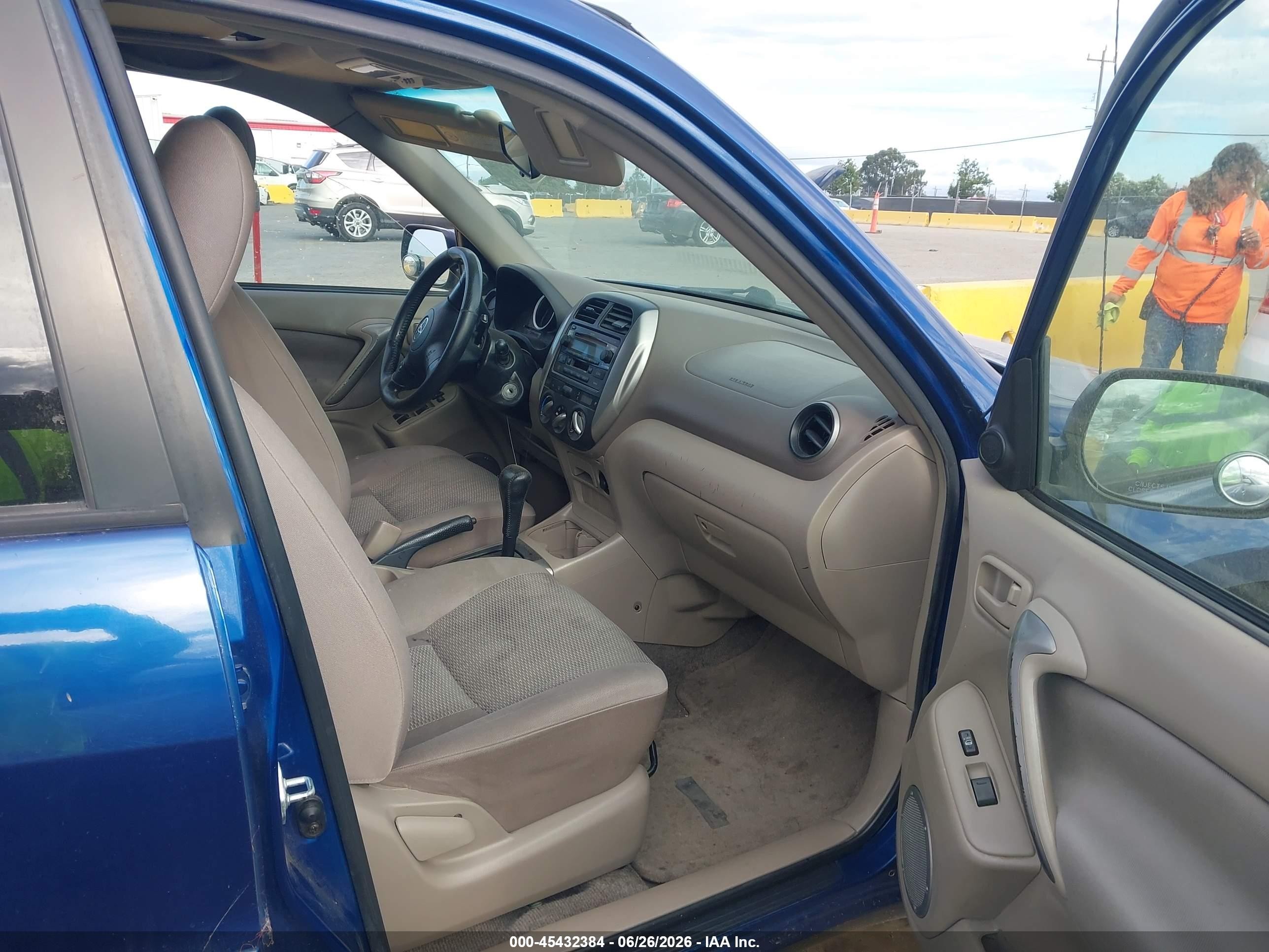 2005 Toyota Rav4   Blue vin: JTEGD20V250071388