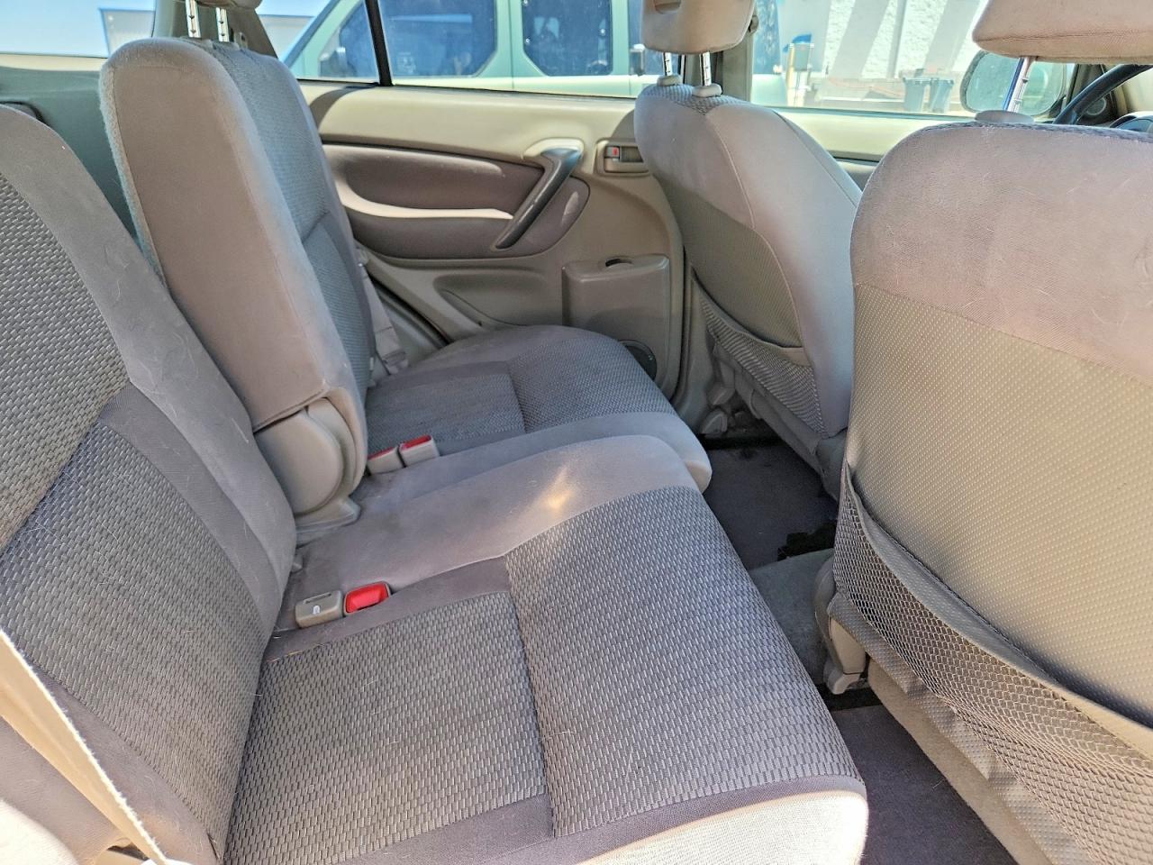 2005 Toyota Rav4 Base Beige vin: JTEGD20V350093920