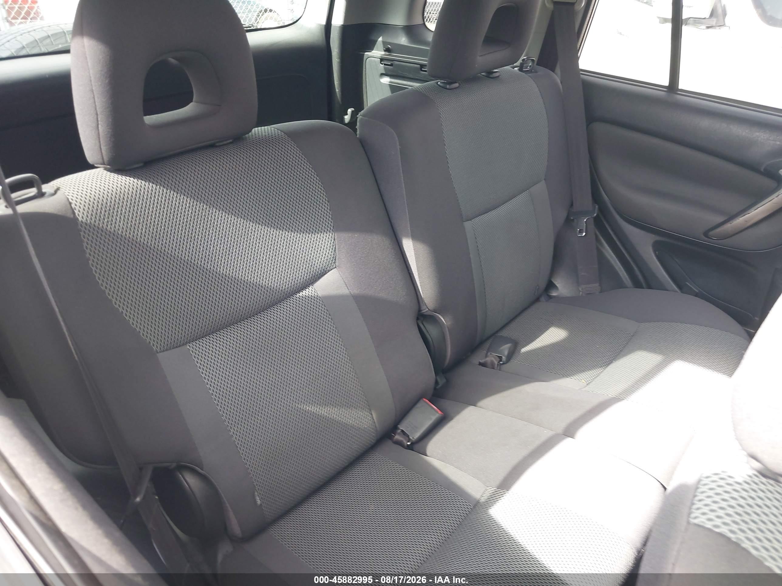 2004 Toyota Rav4   Blue vin: JTEGD20V440015113