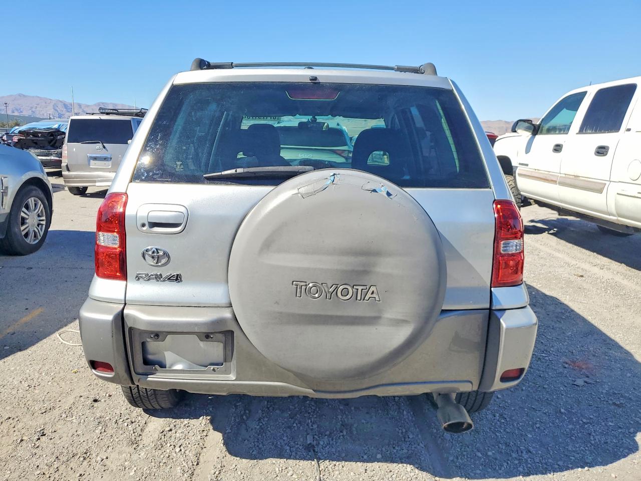 2004 Toyota Rav4 Base Silver vin: JTEGD20V440026595