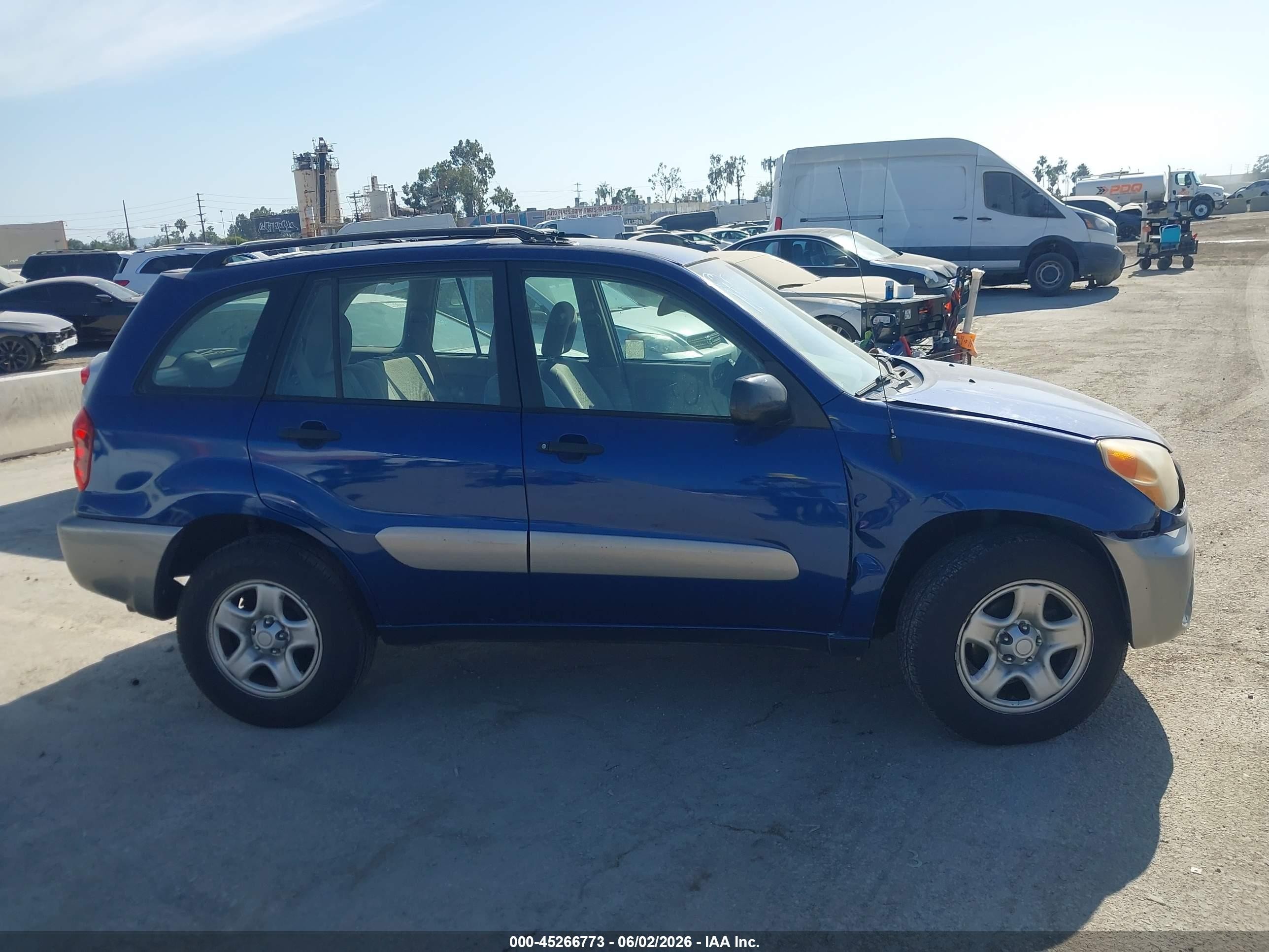 2004 Toyota Rav4   Синий vin: JTEGD20V440031554