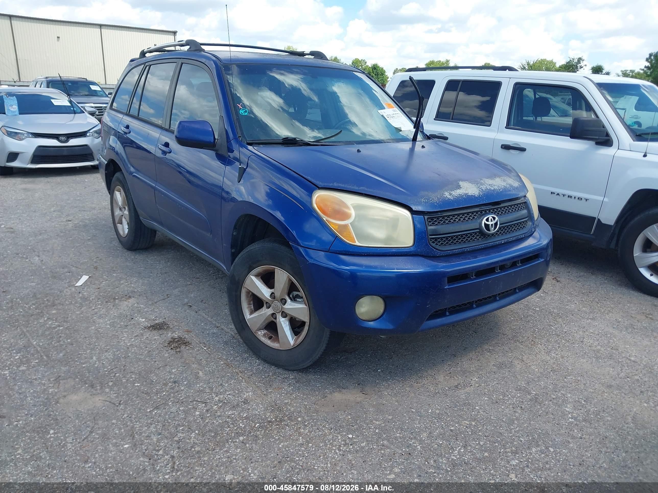 2005 Toyota Rav4   Blue vin: JTEGD20V456002957