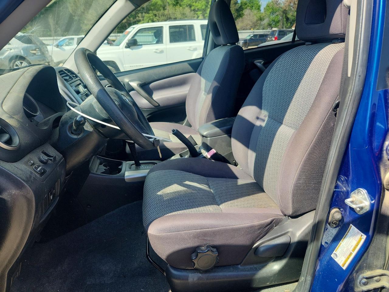 2005 Toyota Rav4 Base Blue vin: JTEGD20V550070624