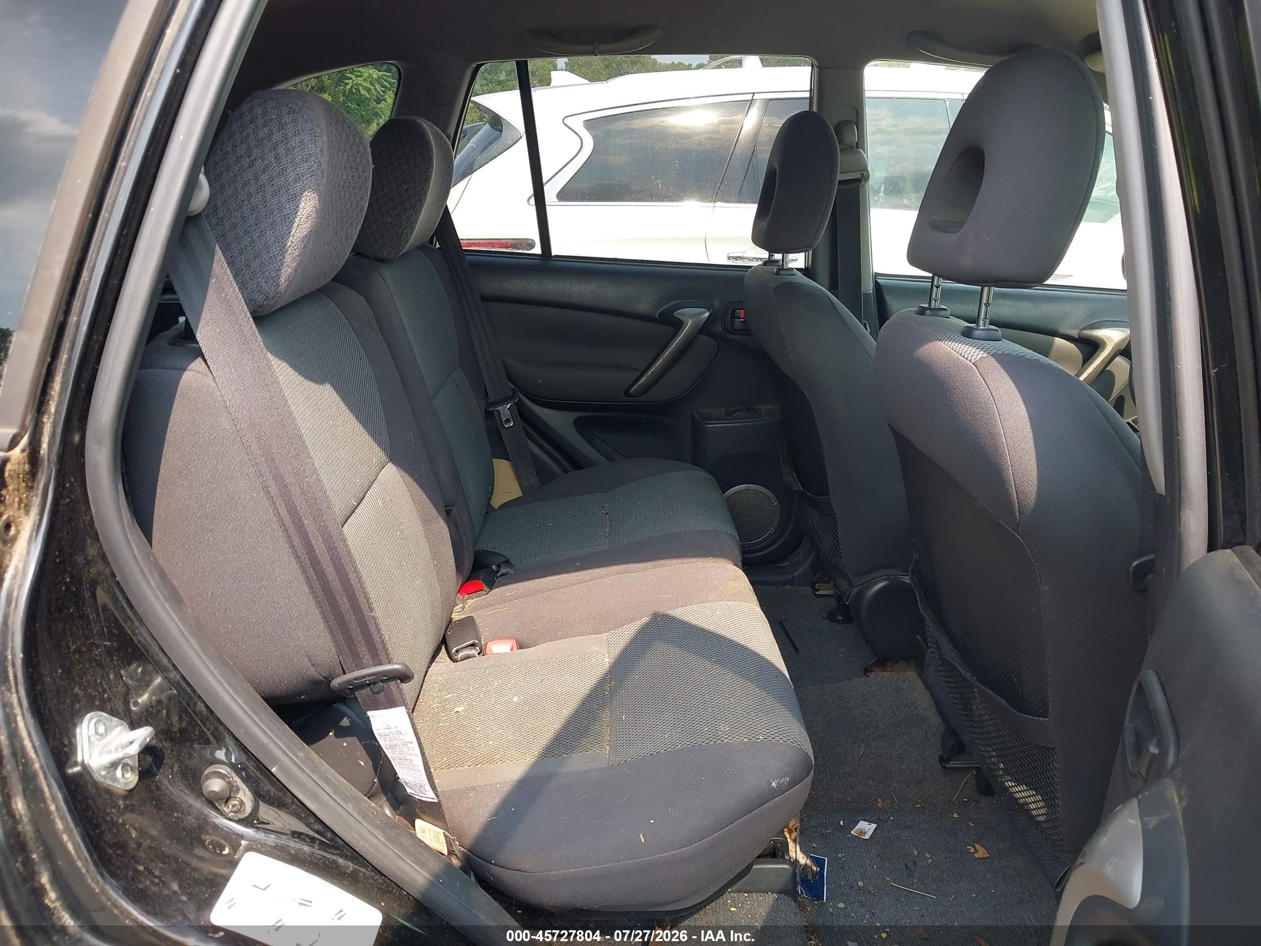 2005 Toyota Rav4   Black vin: JTEGD20V550091537