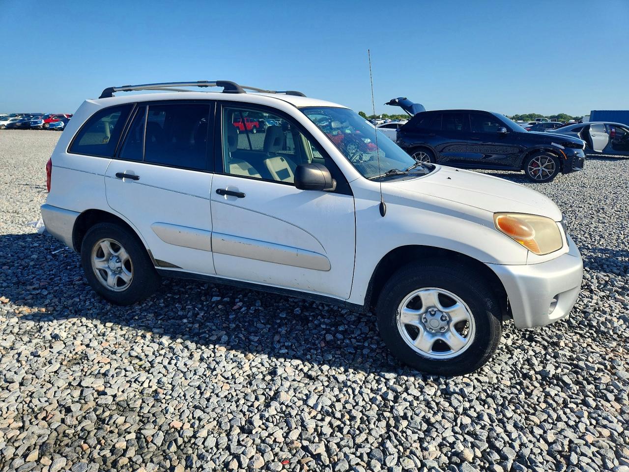 2004 Toyota Rav4 Base White vin: JTEGD20V640009667