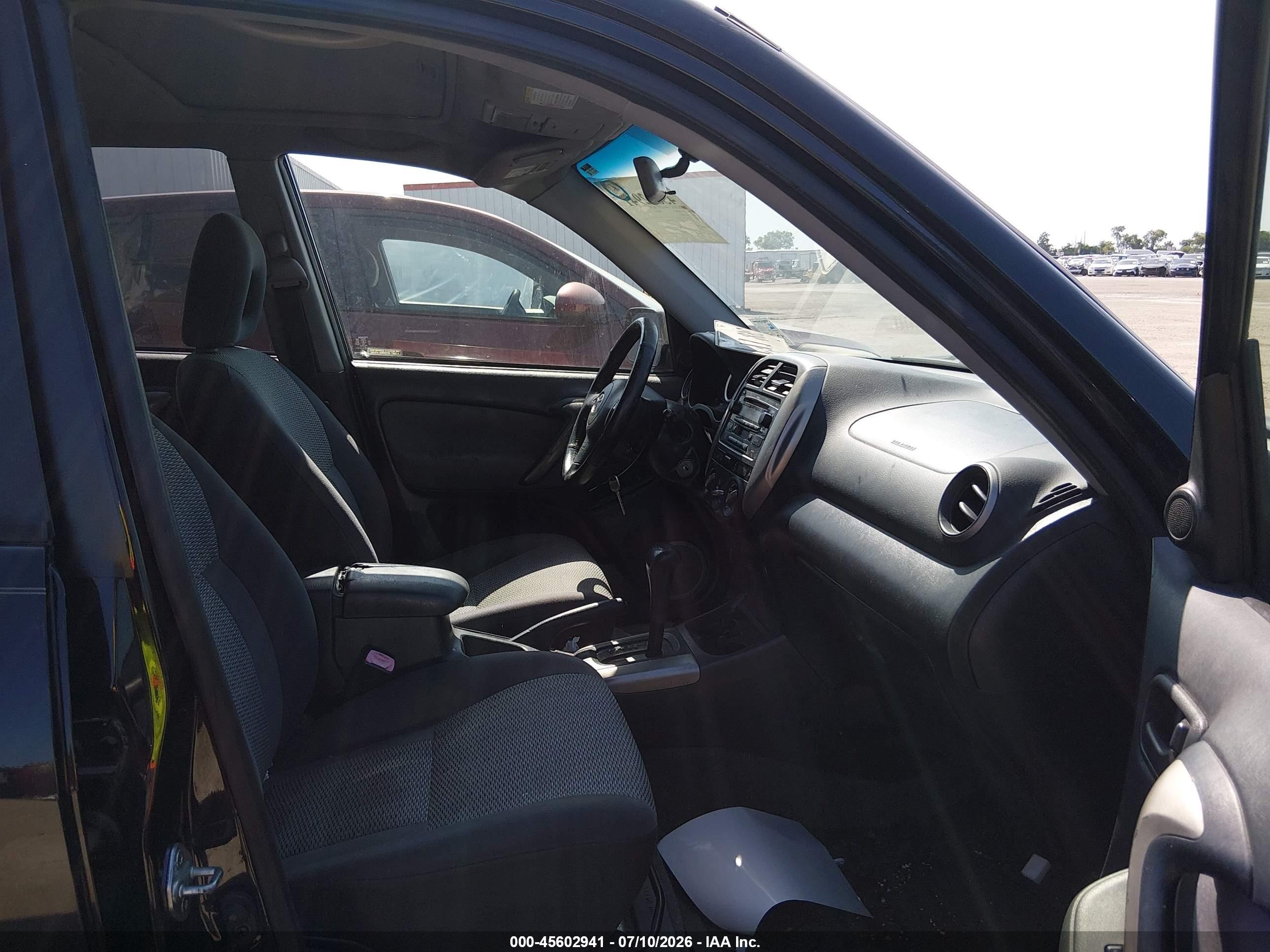 2004 Toyota Rav4   Black vin: JTEGD20V640010351