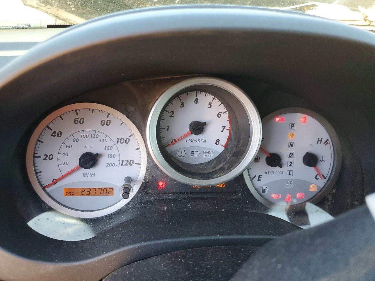2004 Toyota Rav4 Base Silver vin: JTEGD20V640012424