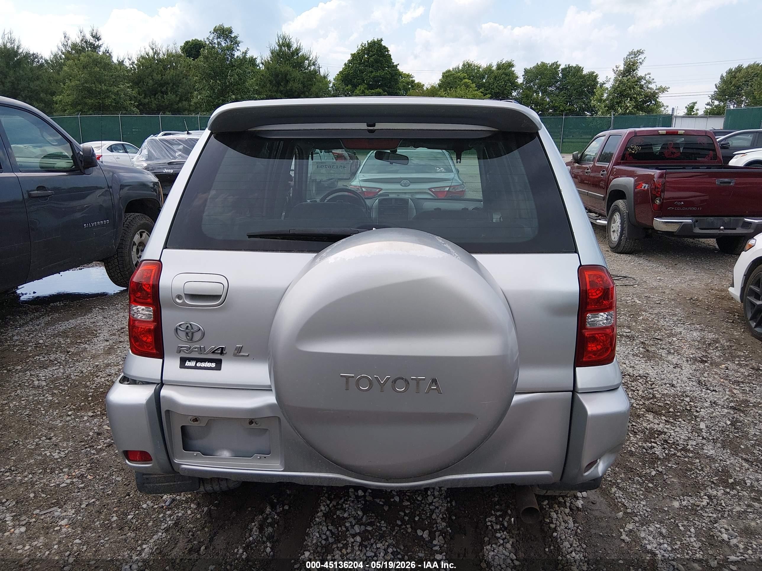 2004 Toyota Rav4   Silver vin: JTEGD20V640024251