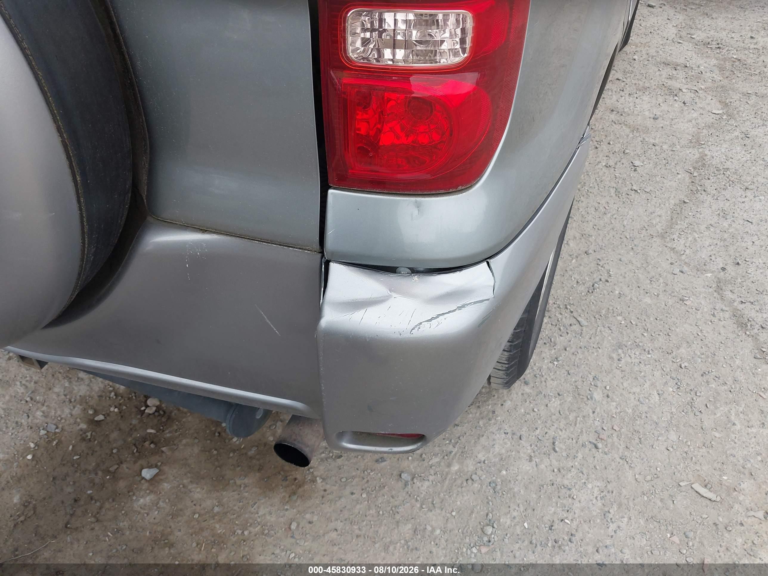 2005 Toyota Rav4   Gray vin: JTEGD20V650075167
