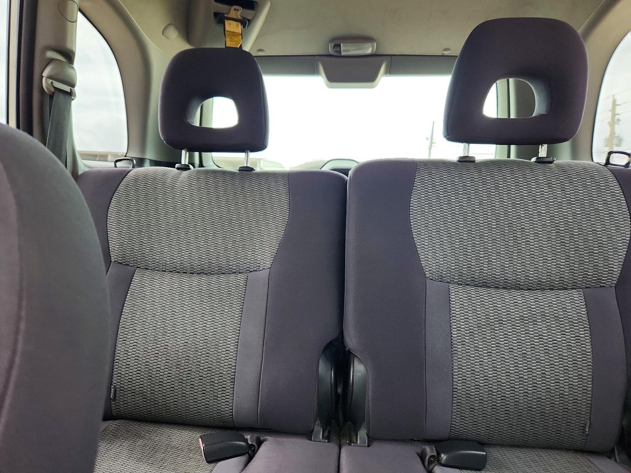 2005 Toyota Rav4 Base Серебряный vin: JTEGD20V650077632