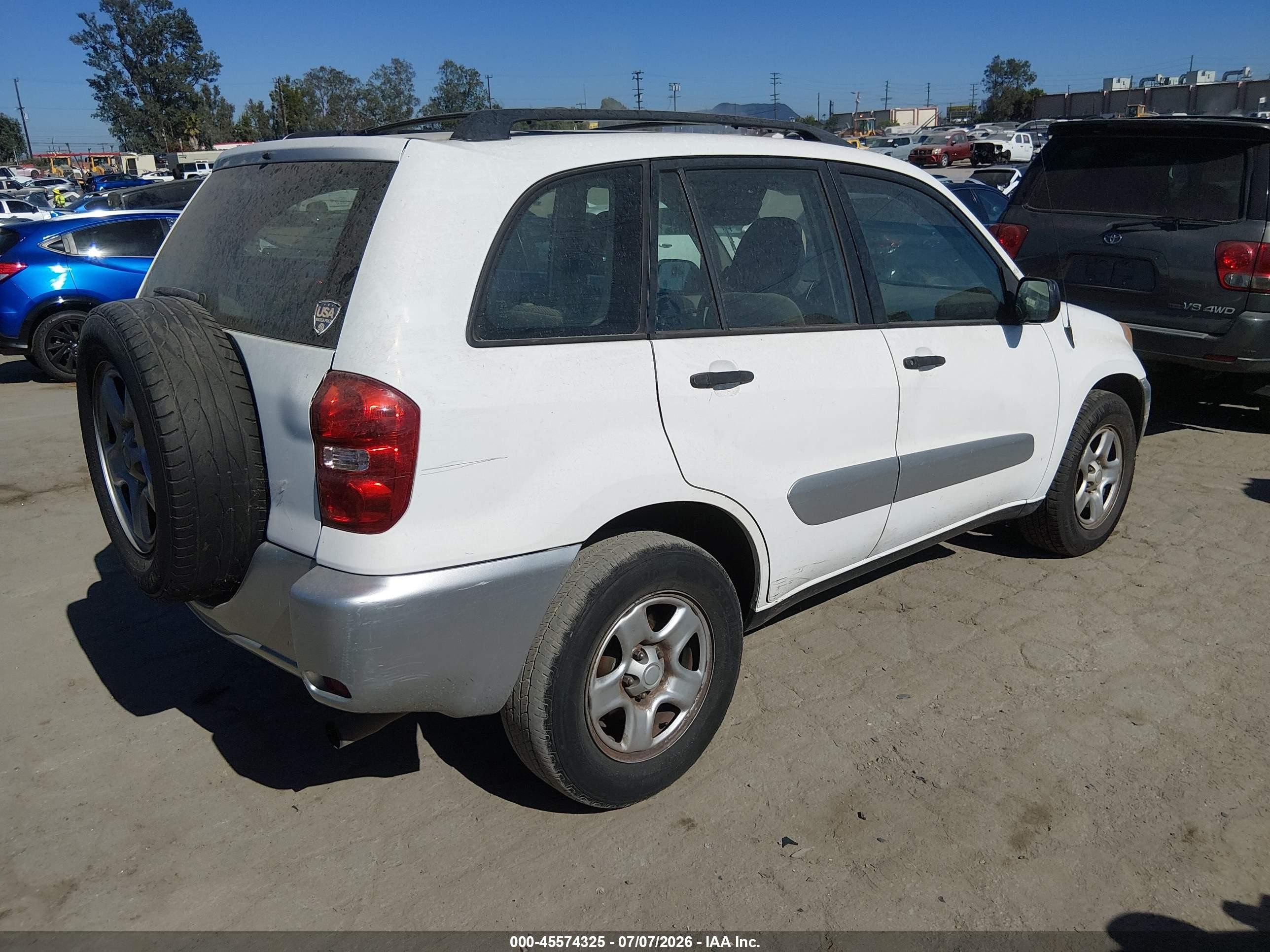 2005 Toyota Rav4   White vin: JTEGD20V650079235