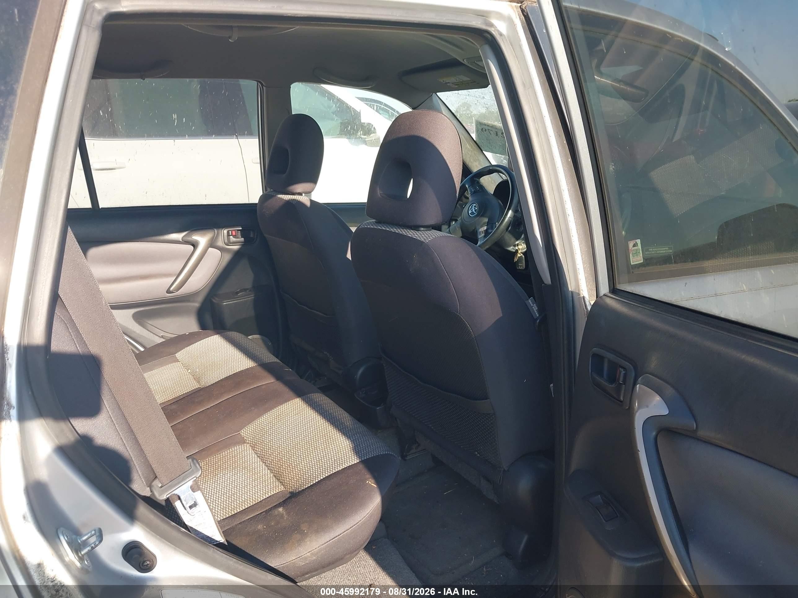 2005 Toyota Rav4   Gray vin: JTEGD20V650080742
