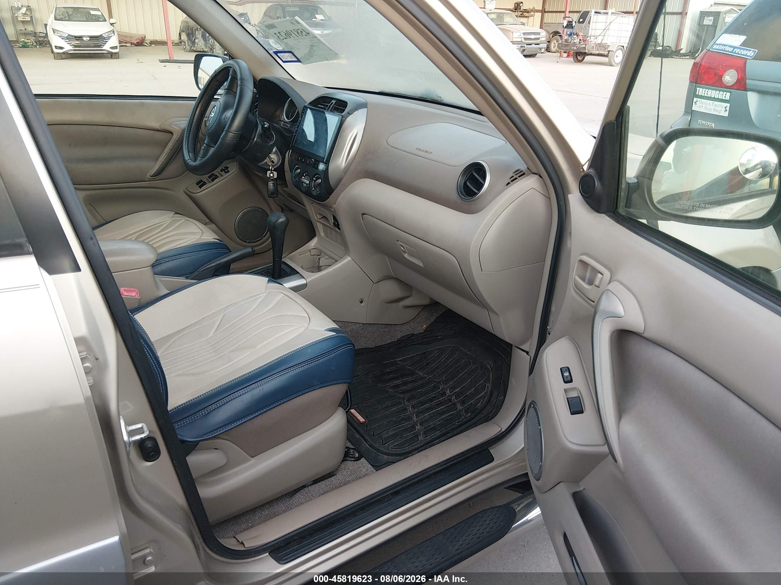 2004 Toyota Rav4   Gold vin: JTEGD20V740002128