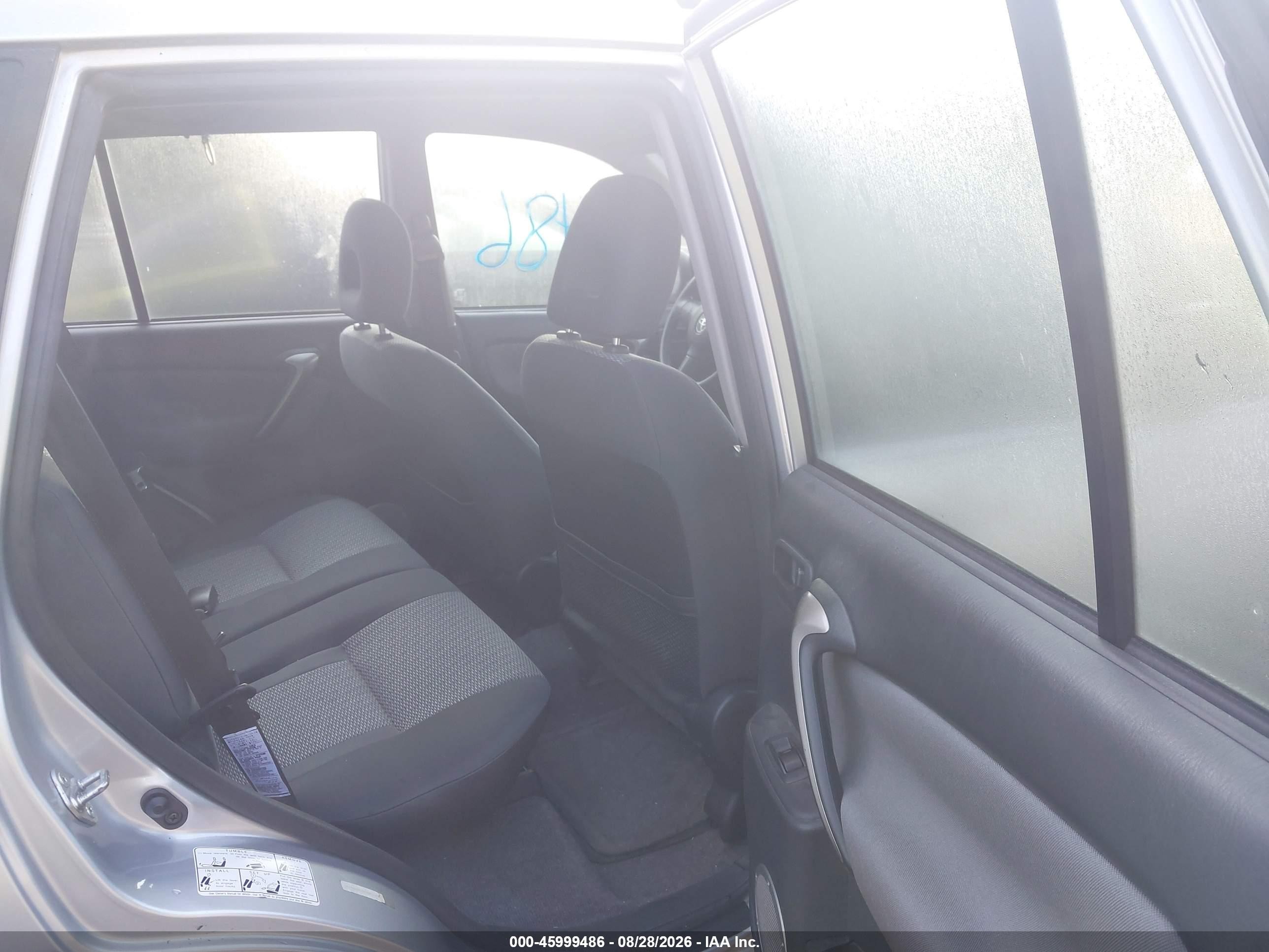 2004 Toyota Rav4   Silver vin: JTEGD20V740004798