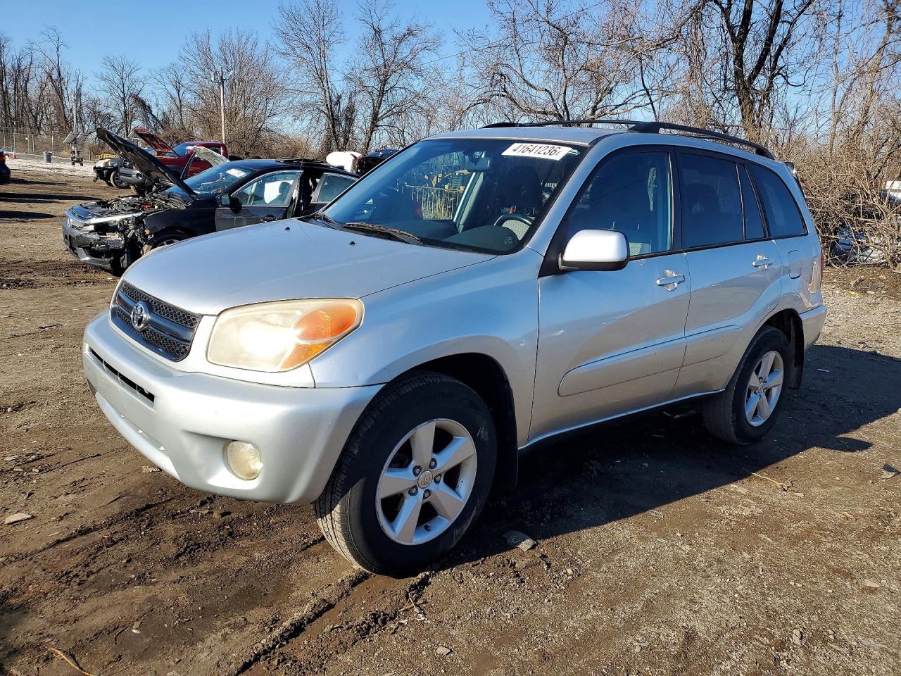 2004 Toyota Rav4 Base Silver vin: JTEGD20V740008835