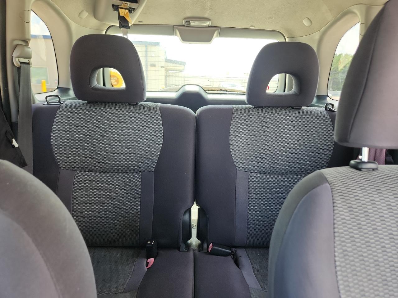 2004 Toyota Rav4 Base Black vin: JTEGD20V740019902