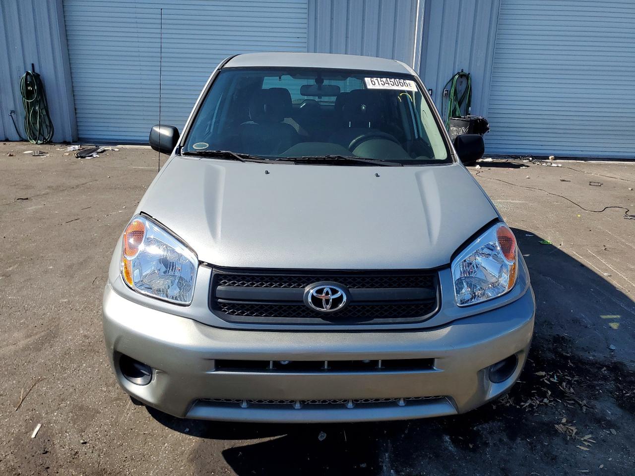 2004 Toyota Rav4 Base Silver vin: JTEGD20V740029703