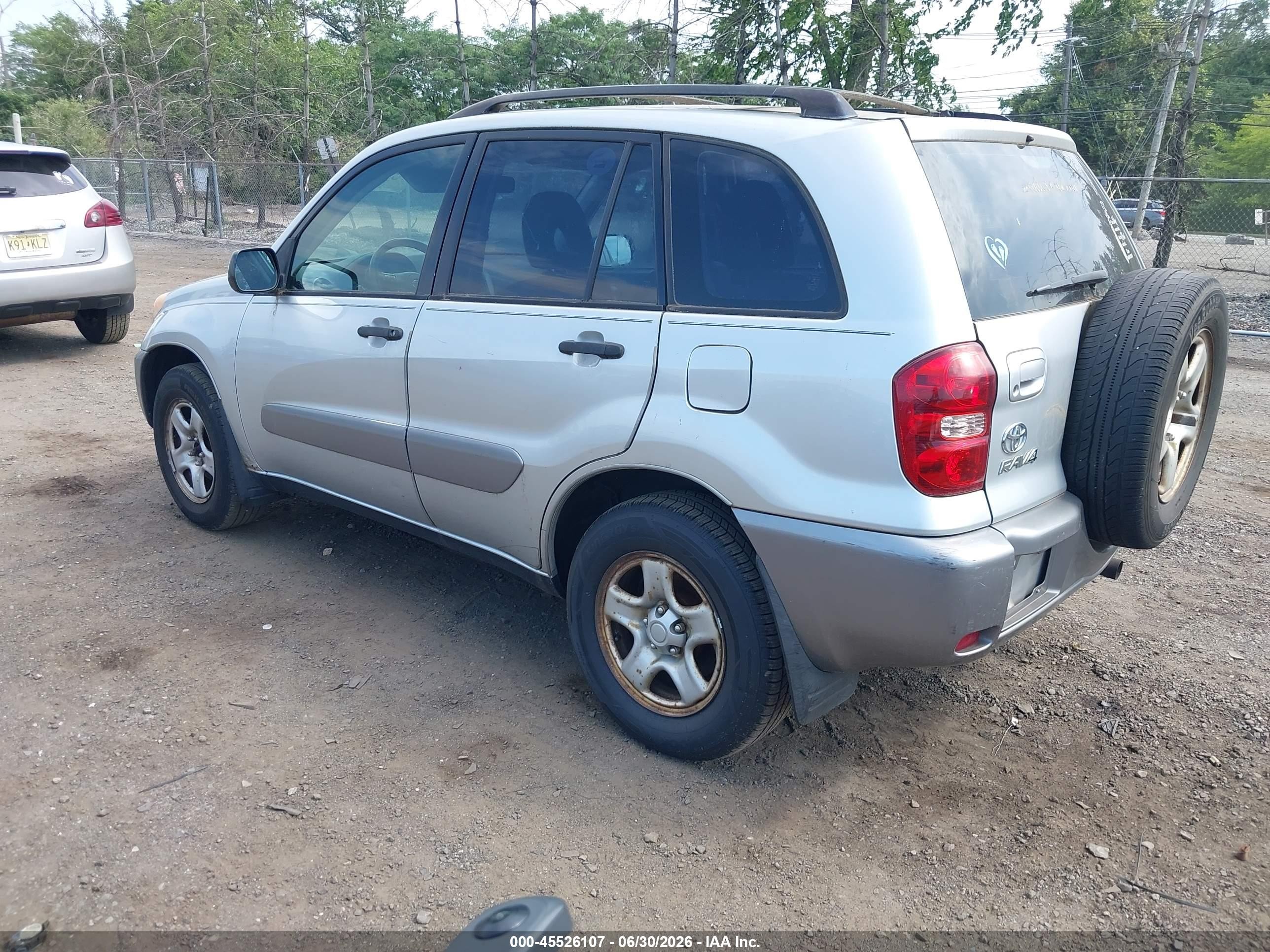 2005 Toyota Rav4   Silver vin: JTEGD20V750052609