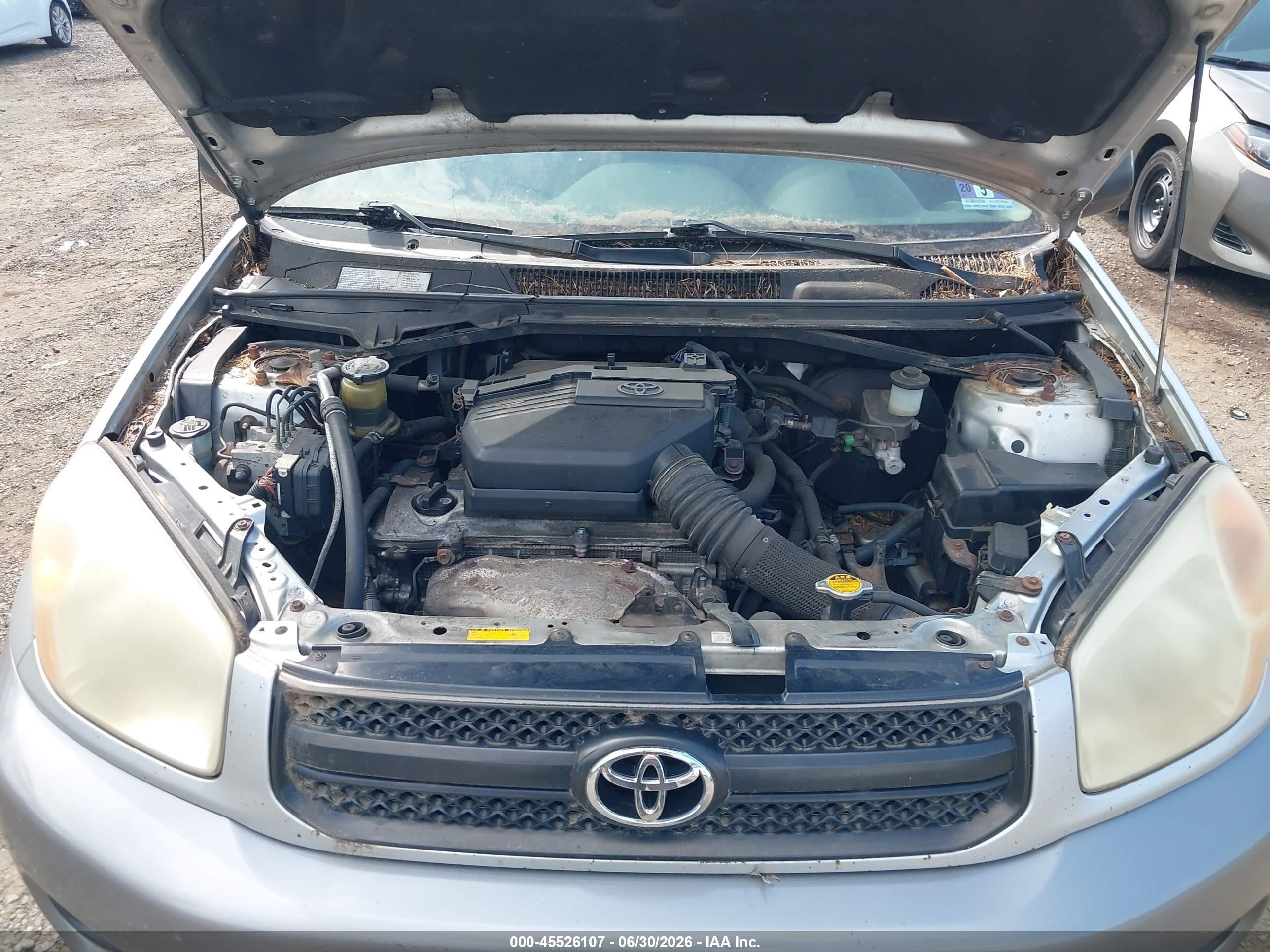 2005 Toyota Rav4   Silver vin: JTEGD20V750052609