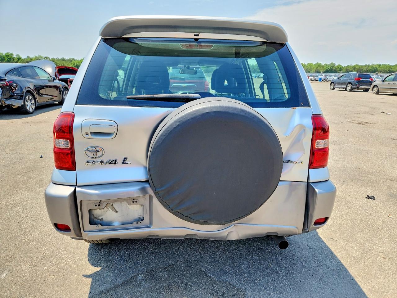 2005 Toyota Rav4 Base Silver vin: JTEGD20V750052996