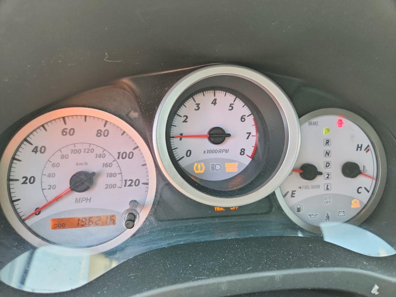 2005 Toyota Rav4 Base Silver vin: JTEGD20V750052996