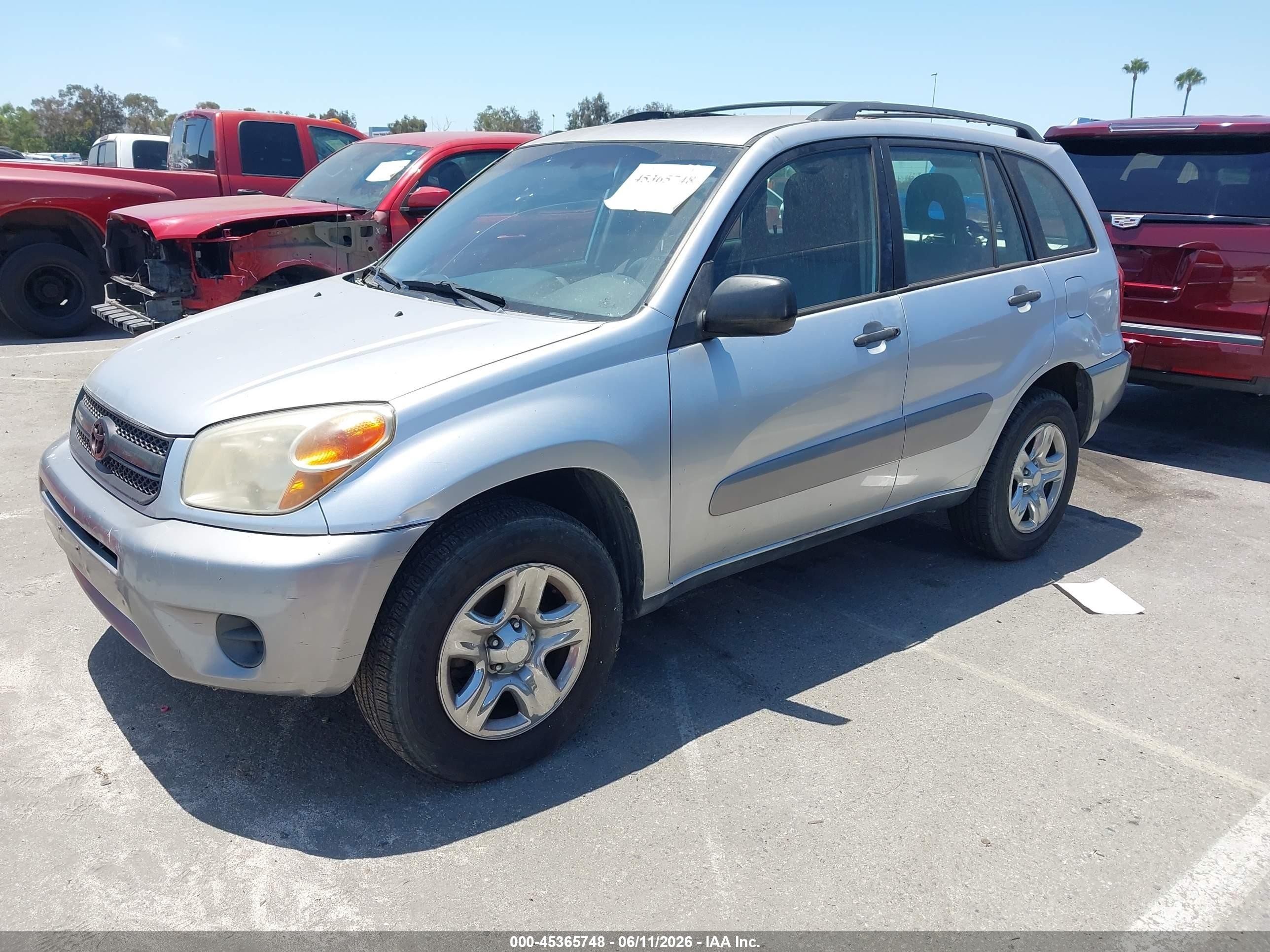 2005 Toyota Rav4   Silver vin: JTEGD20V750067336