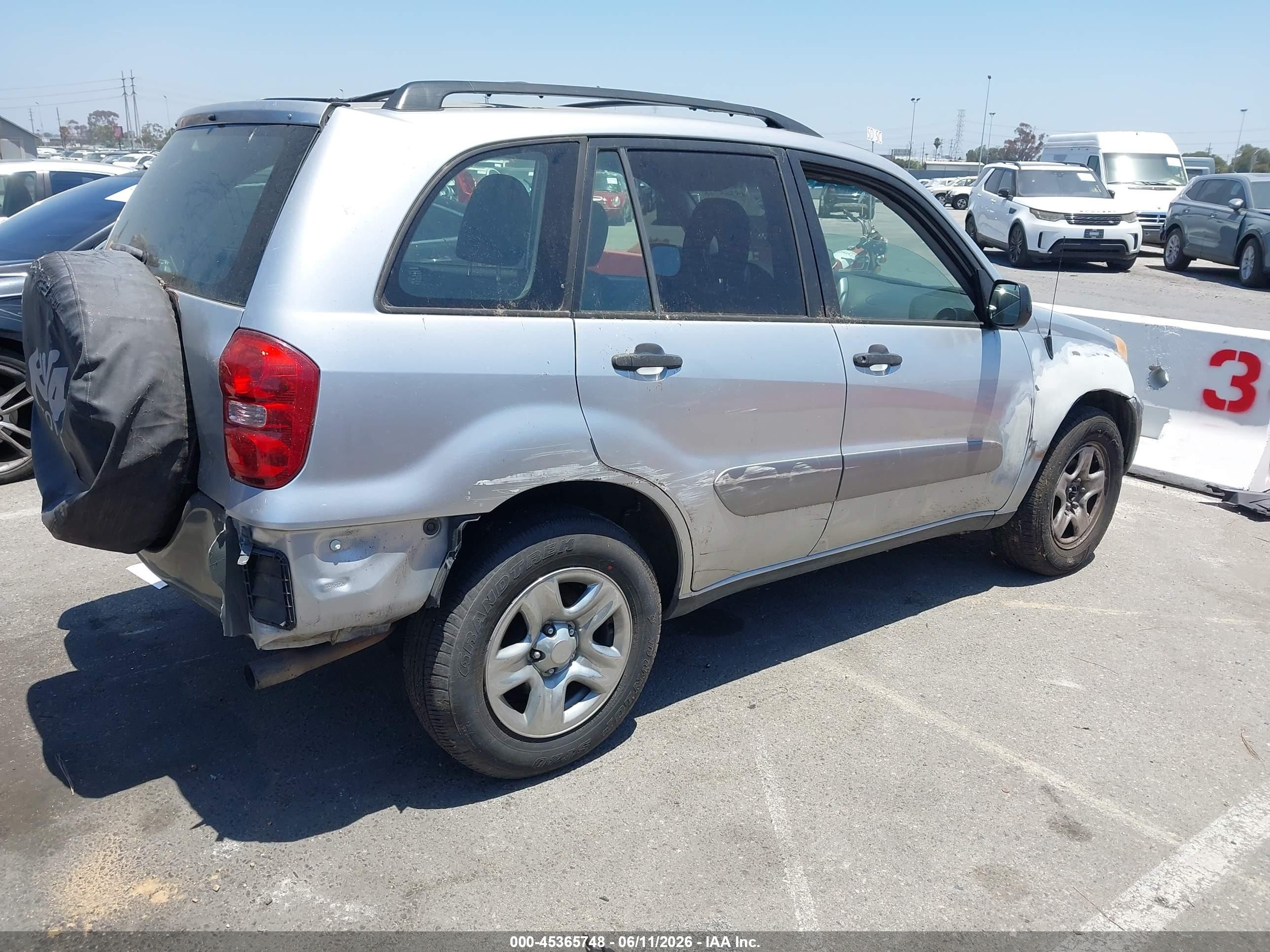 2005 Toyota Rav4   Silver vin: JTEGD20V750067336