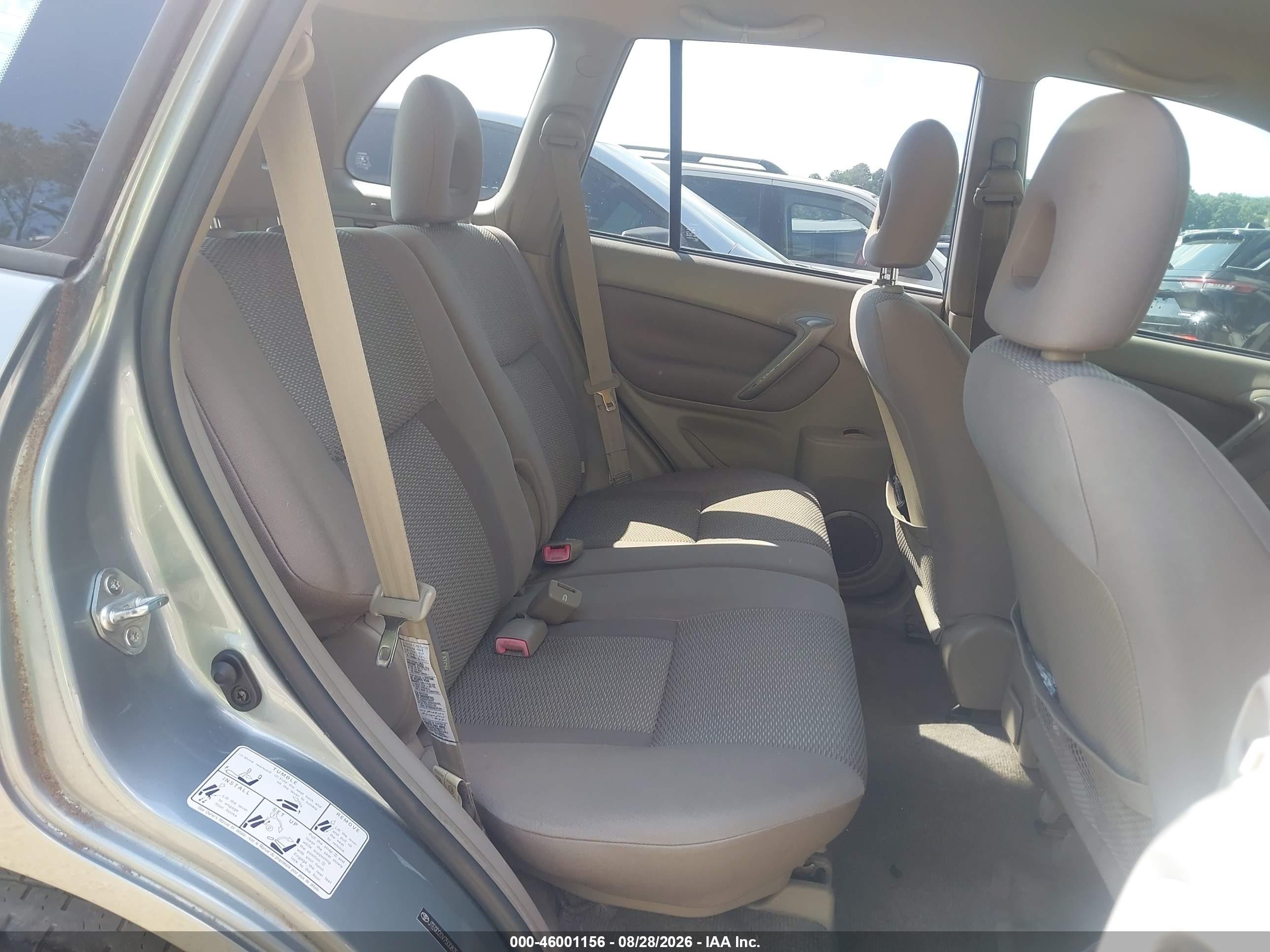 2005 Toyota Rav4   Gray vin: JTEGD20V750087585