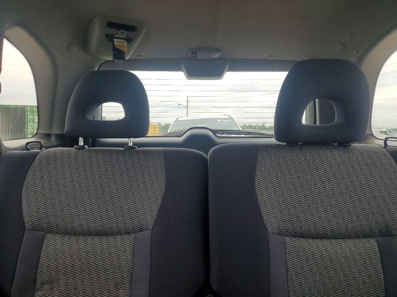 2005 Toyota Rav4 Base Silver vin: JTEGD20V750093371