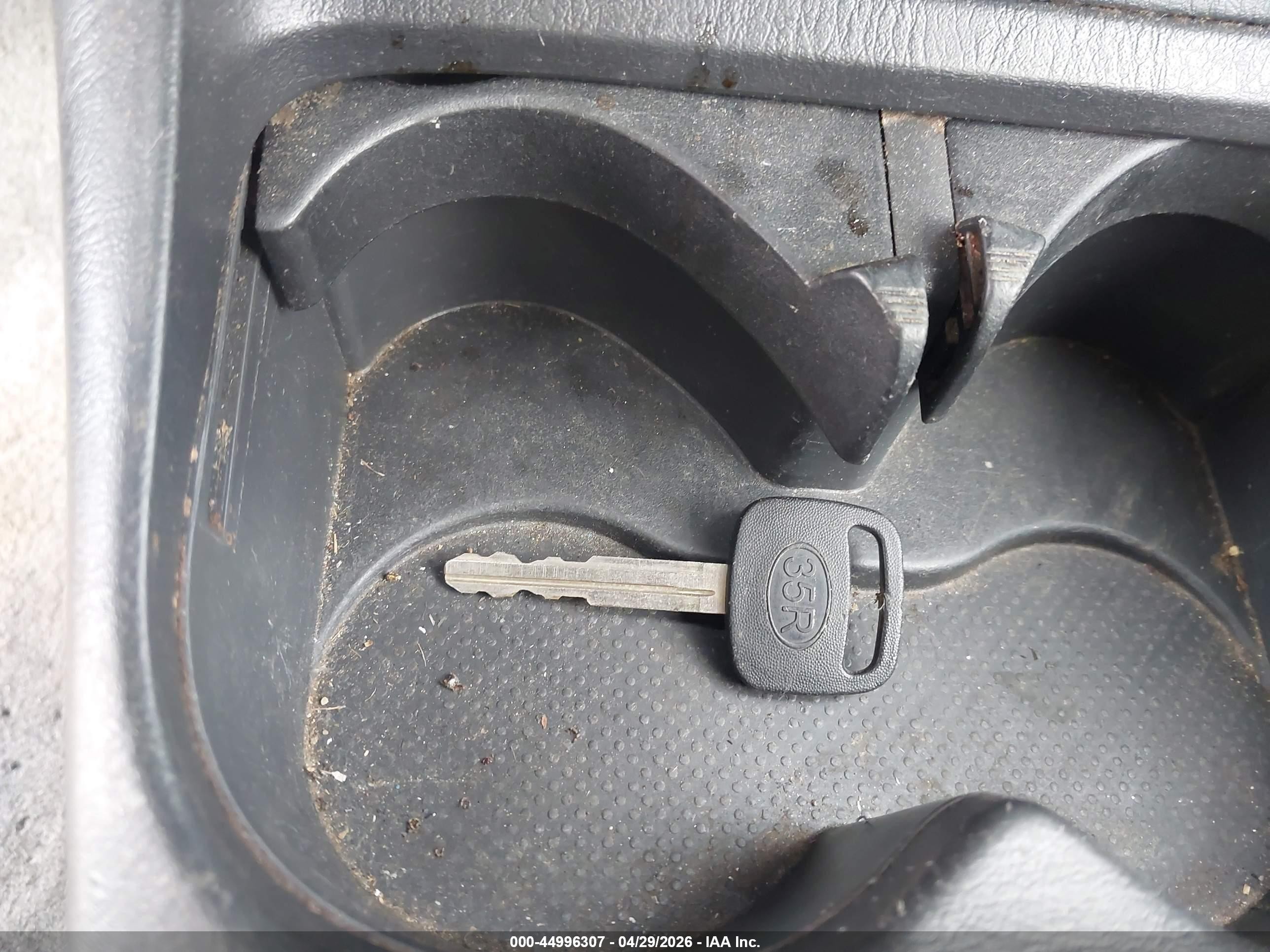 2004 Toyota Rav4   Black vin: JTEGD20V840022811